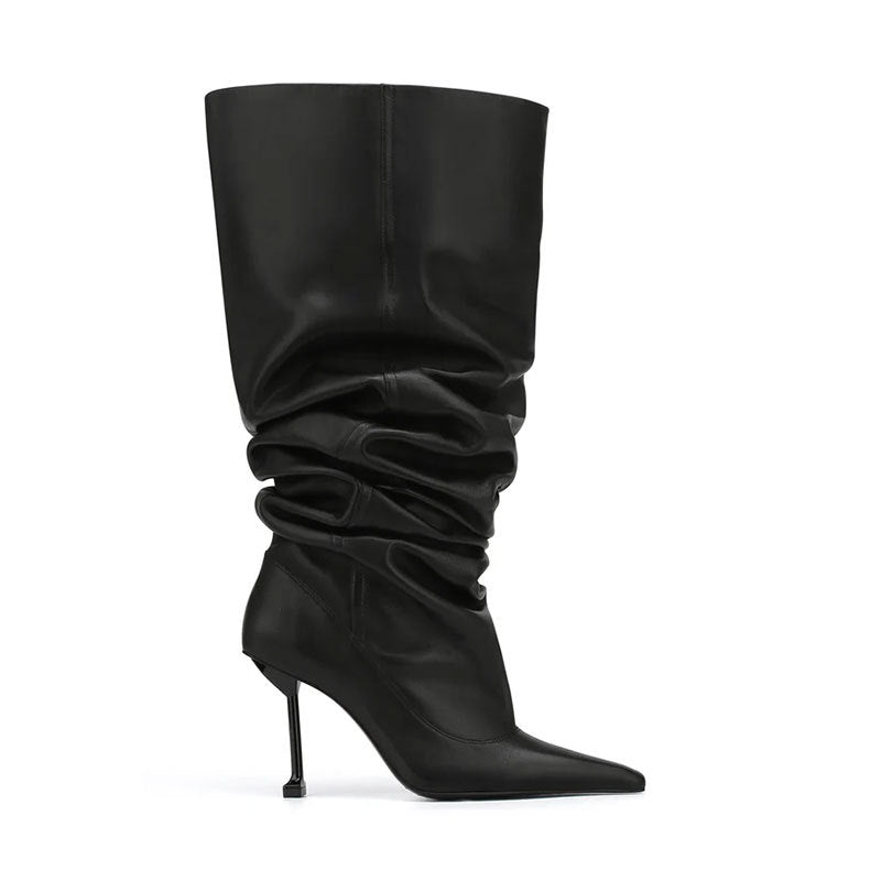 Bottes à talon aiguille et bout carré